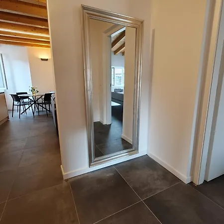New Nido Di Luce In The Center, 2 Bedrooms Daire *
