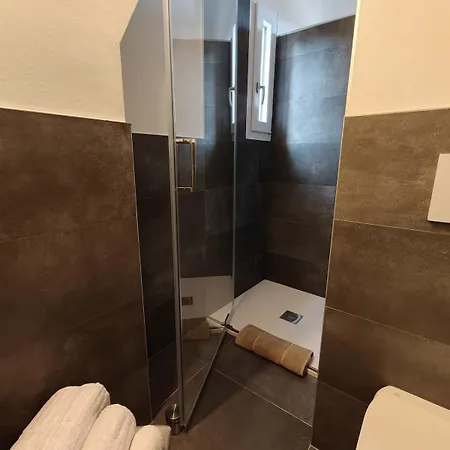 New Nido Di Luce In The Center, 2 Bedrooms
