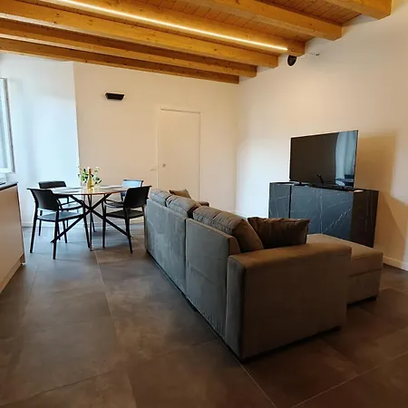 Daire New Nido Di Luce In The Center, 2 Bedrooms
